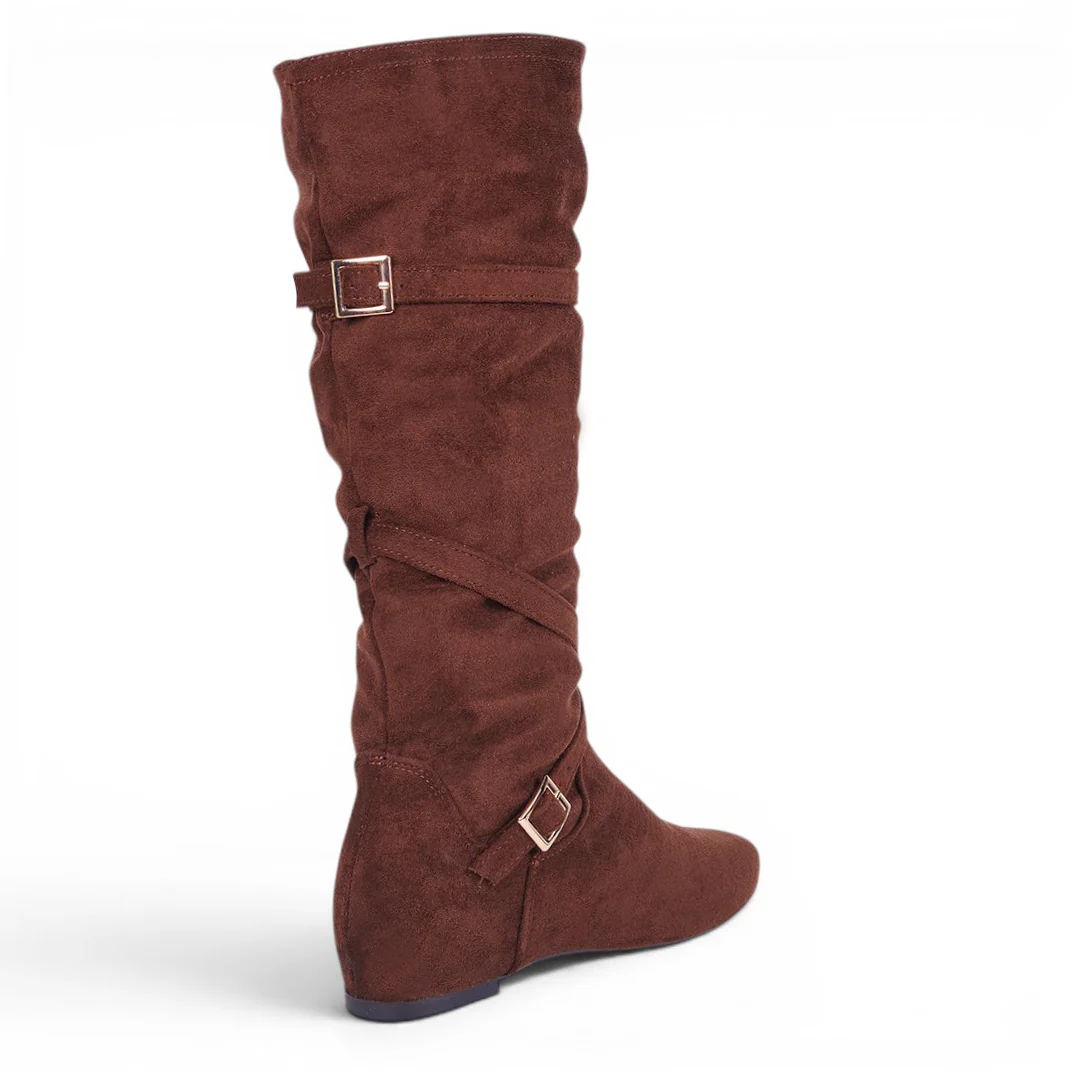 BOTA ARRUGADA CON HEBILLAS CAFÉ 48821 - Image 4