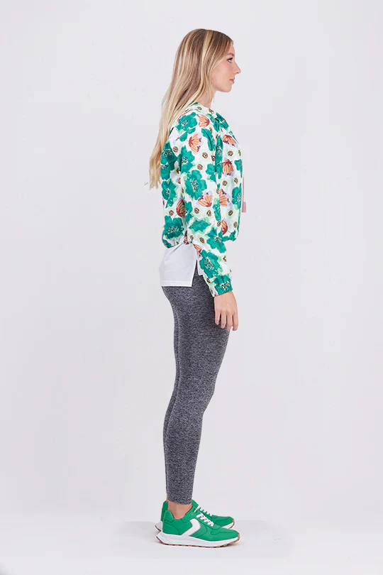 CHAMARRA DEPORTIVA BLANCO CON ESTAMPADO FLORAL - Image 5
