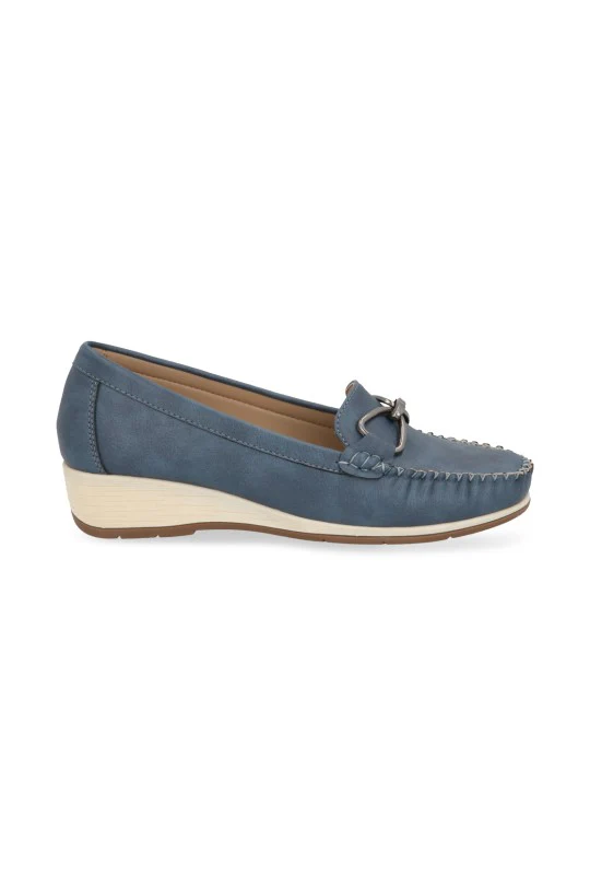 MOCASIN AZUL CON CUÑA Y APLICACIÓN 71224 - Image 2