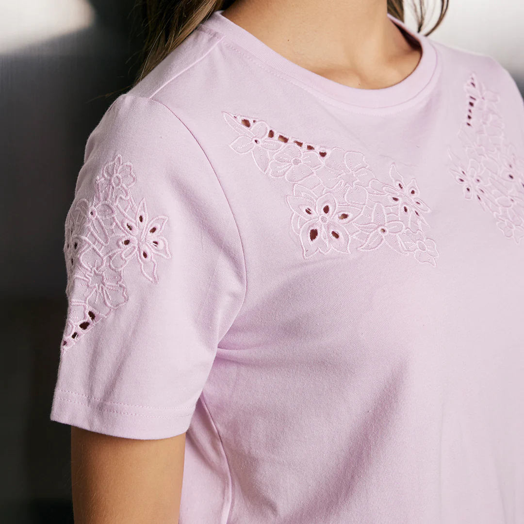 PLAYERA LILA TIRA BORDADA 92648 - Image 3