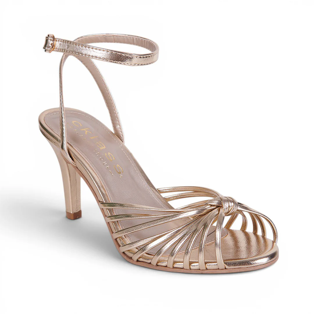 SANDALIA CON PULSERA Y TIRAS ORO 36824