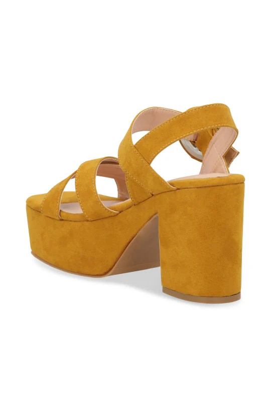 SANDALIA DE PLATAFORMA AMARILLO CON HEBILLA 04142 - Image 4