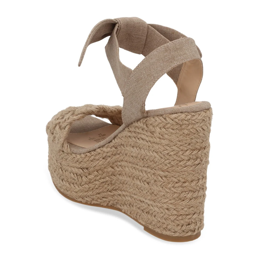 SANDALIA DE PLATAFORMA BEIGE CON MOÑO 25105 - Image 3