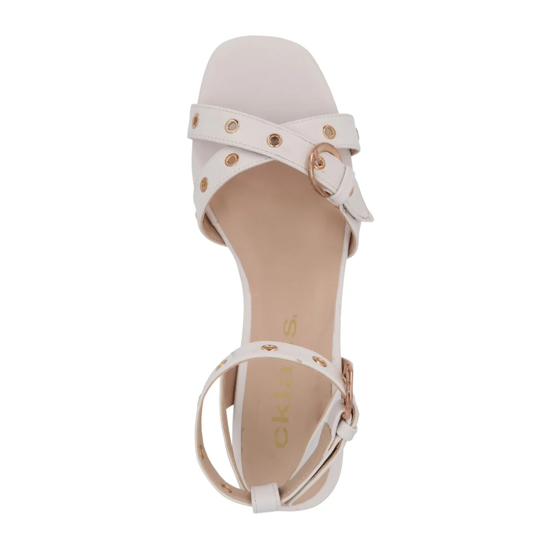 SANDALIA DE TACÓN IVORY CON OJILLOS 67138 - Image 5