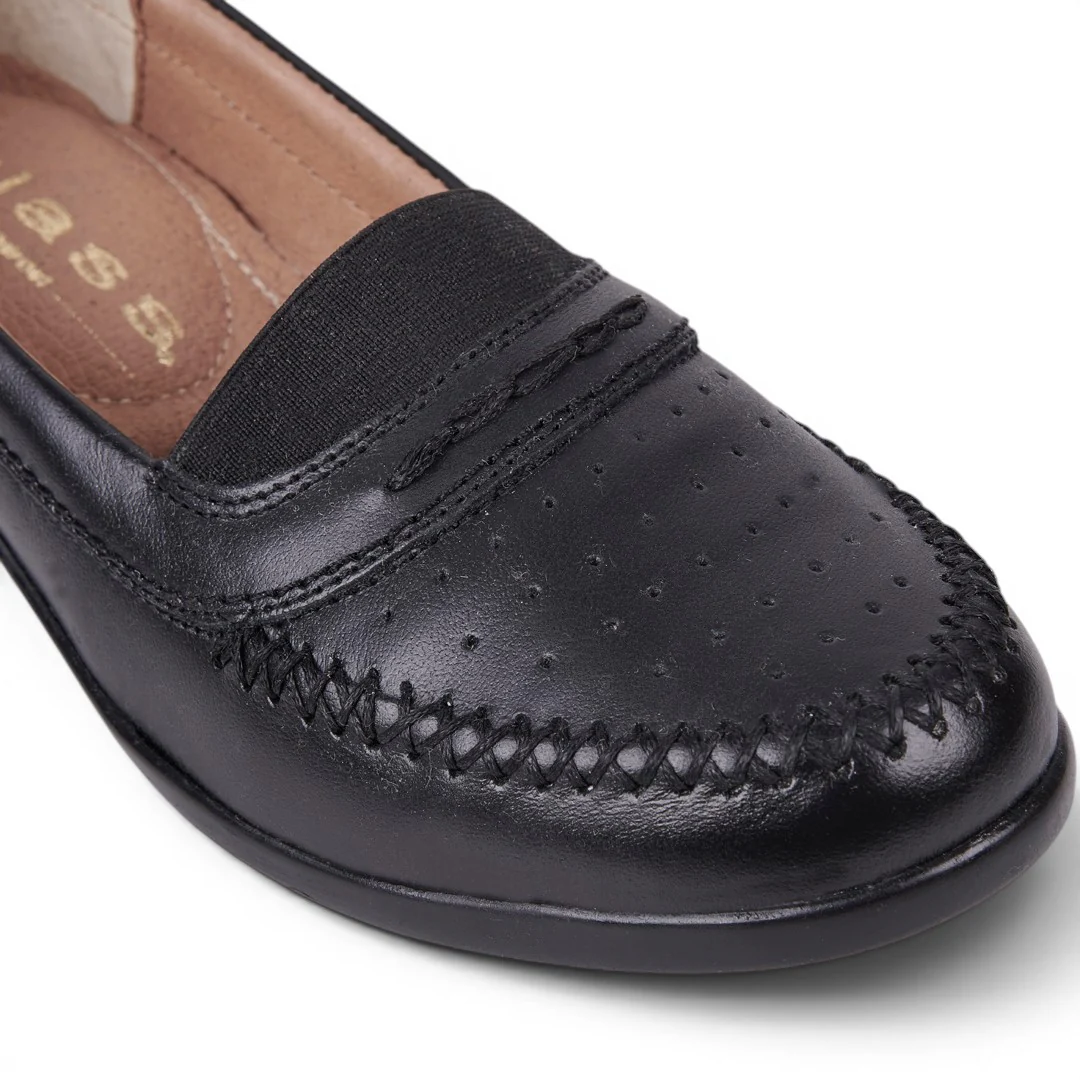 ZAPATO CONFORT PERFORADO NEGRO 24052 - Image 6