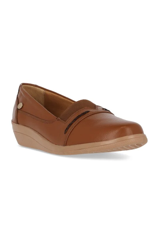 ZAPATO DE PISO MIEL CON DETALLE TEJIDO 24017